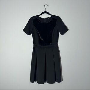 Elie tahari black dress